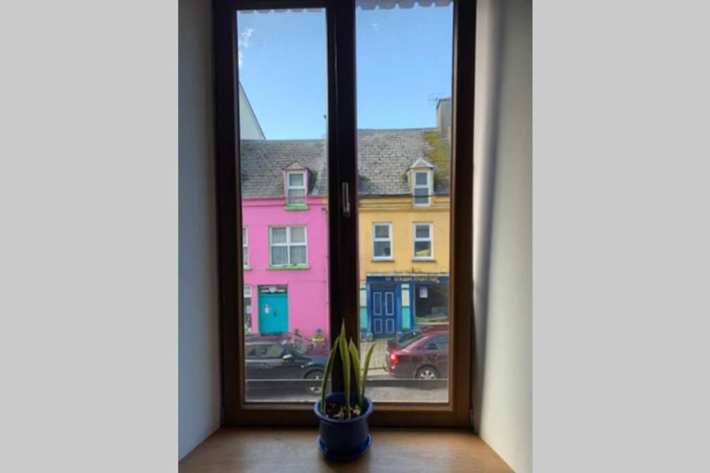 Centre Of Dingle Town - Luxury Holiday Apartment 外观 照片