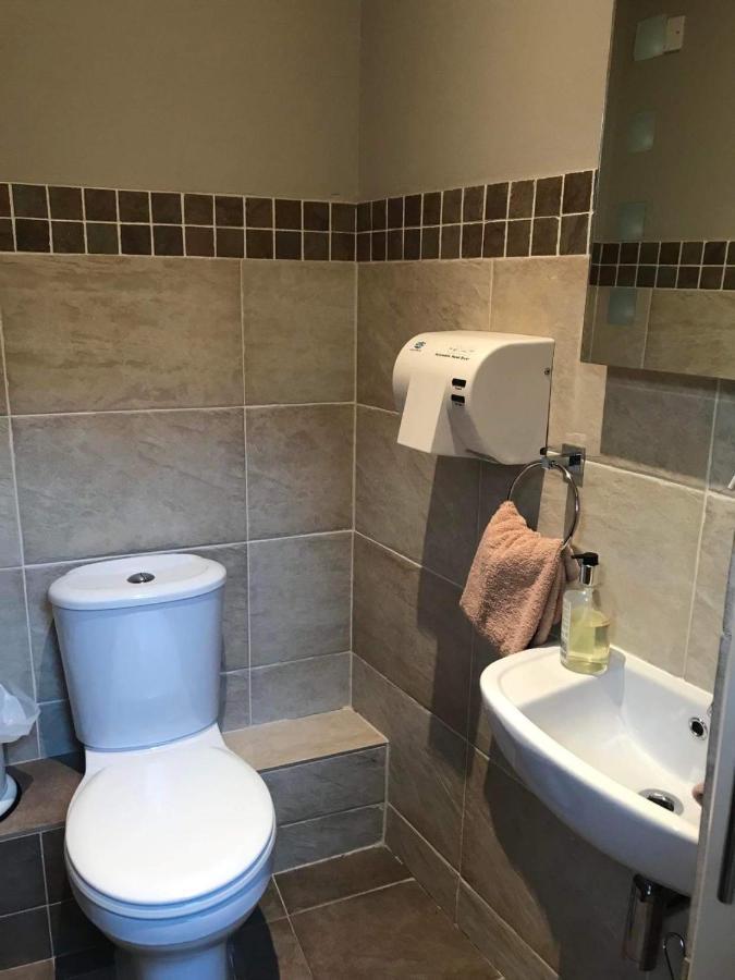 Centre Of Dingle Town - Luxury Holiday Apartment 外观 照片